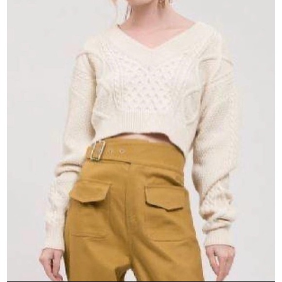 J.O.A. Sweaters - J.O.A chunky knit white cropped sweater with open back tie bow